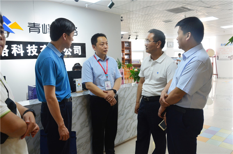 熱烈歡迎安陽(yáng)市委統(tǒng)戰(zhàn)部副部長(zhǎng)李春喜一行蒞臨我司參觀！